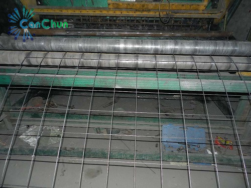 Welded wire mesh