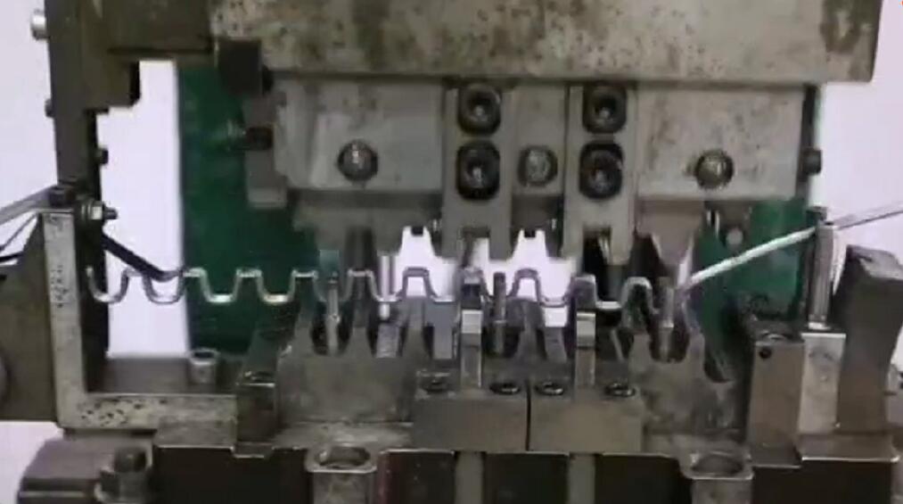 Sausage clips equipment